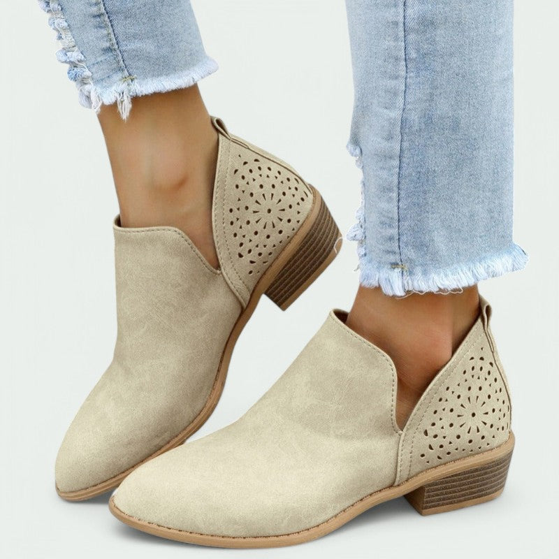 Mariska – Stilvolle V-Cut Stiefeletten für Damen mit optimalem Tragekomfort