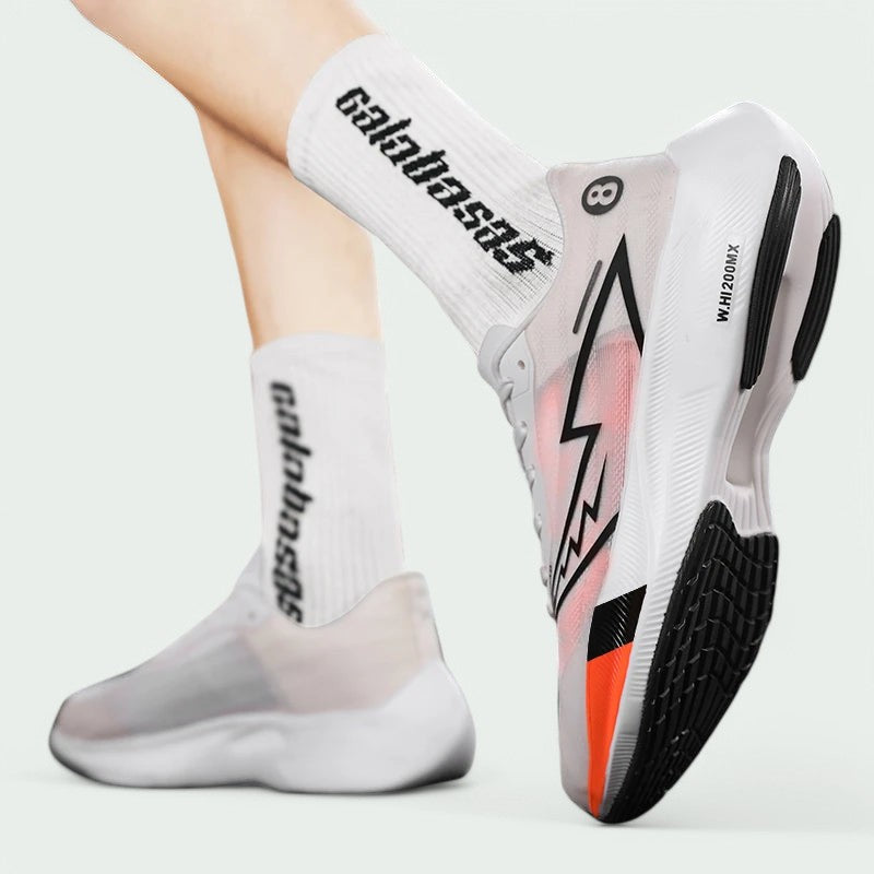 Ronan – Unisex Laufschuhe mit Carbonplatte und optimaler Dämpfung