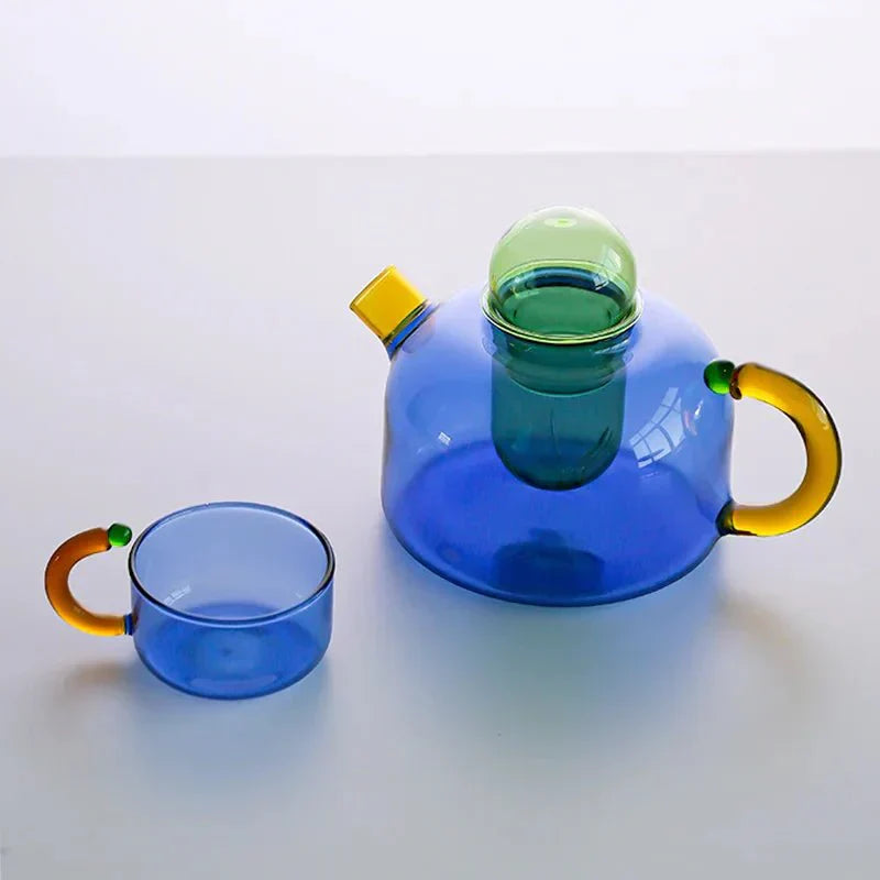 PrismBrew | Eleganter transparenter Wasserkocher und Tassen - Stilvolles Brühen in kontrastierenden Farben
