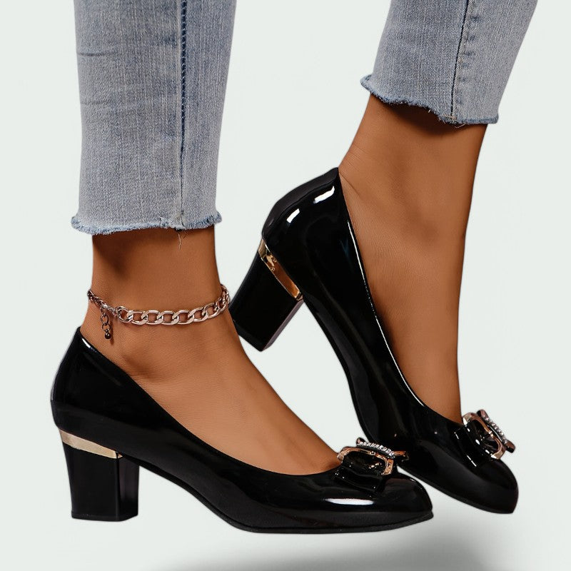 Fiona – Elegante Pumps mit Schleifendetail und Hochglanz-Finish für Damen