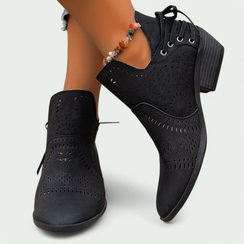 Liora – Stilvolle Slip-On Stiefeletten für Damen mit eleganter Silhouette