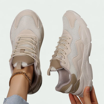 Loretta – Bequeme, atmungsaktive Sneaker für Damen mit lässigem Schnürdesign