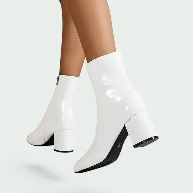 Nylah – Elegante Damen-Stiefeletten mit spitzem Design und vielseitigem Stil