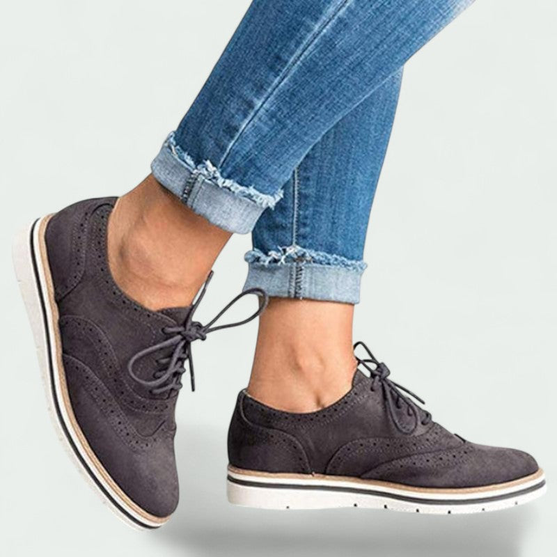 Verena – Bequeme Wildleder Schnürschuhe für lässigen Stil